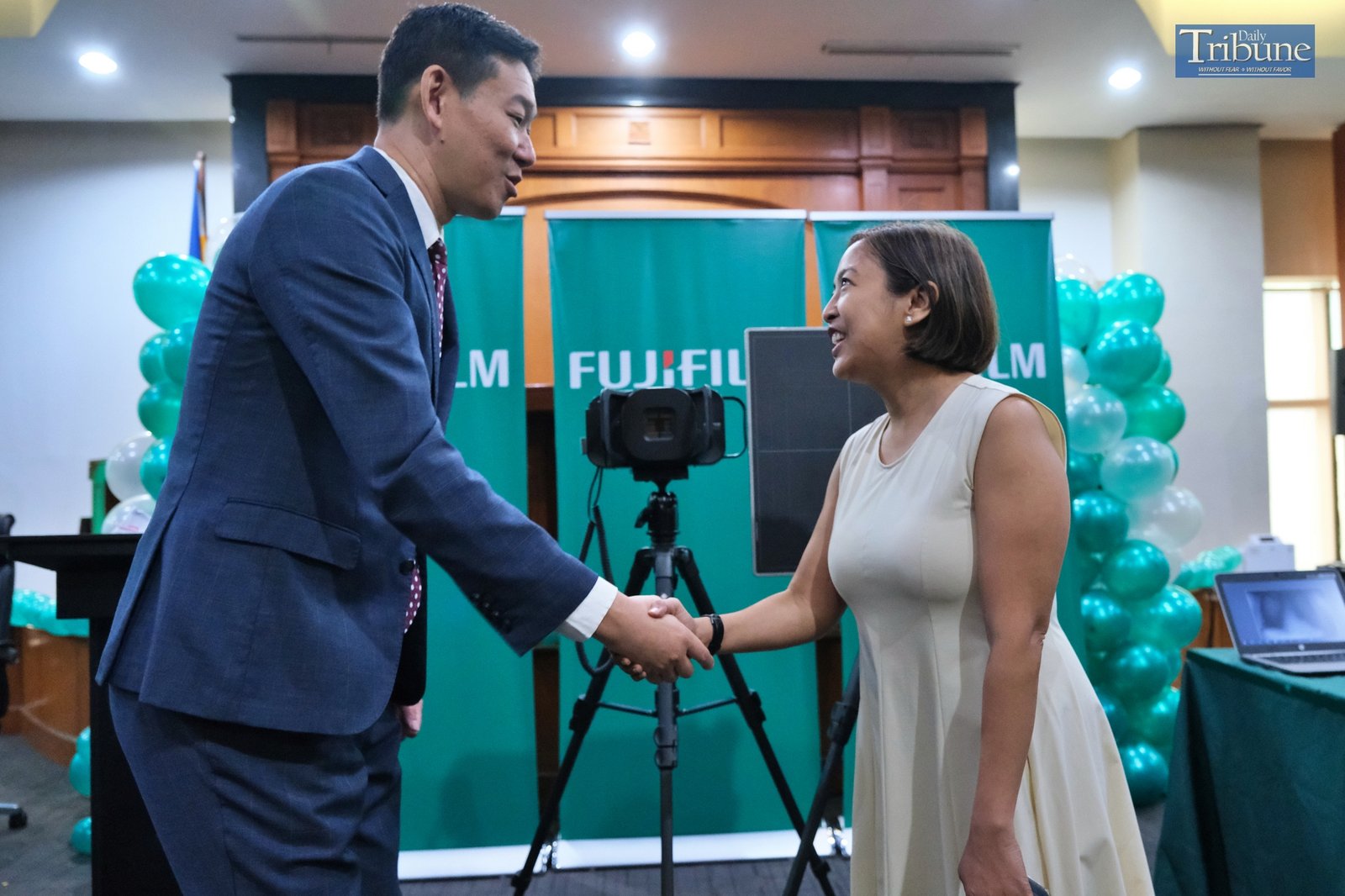 TRIBUNE-mayoabbybinay-fujifilm-MasahiroUehara